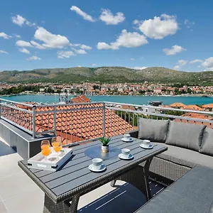 & Zaja Apartmán Trogir